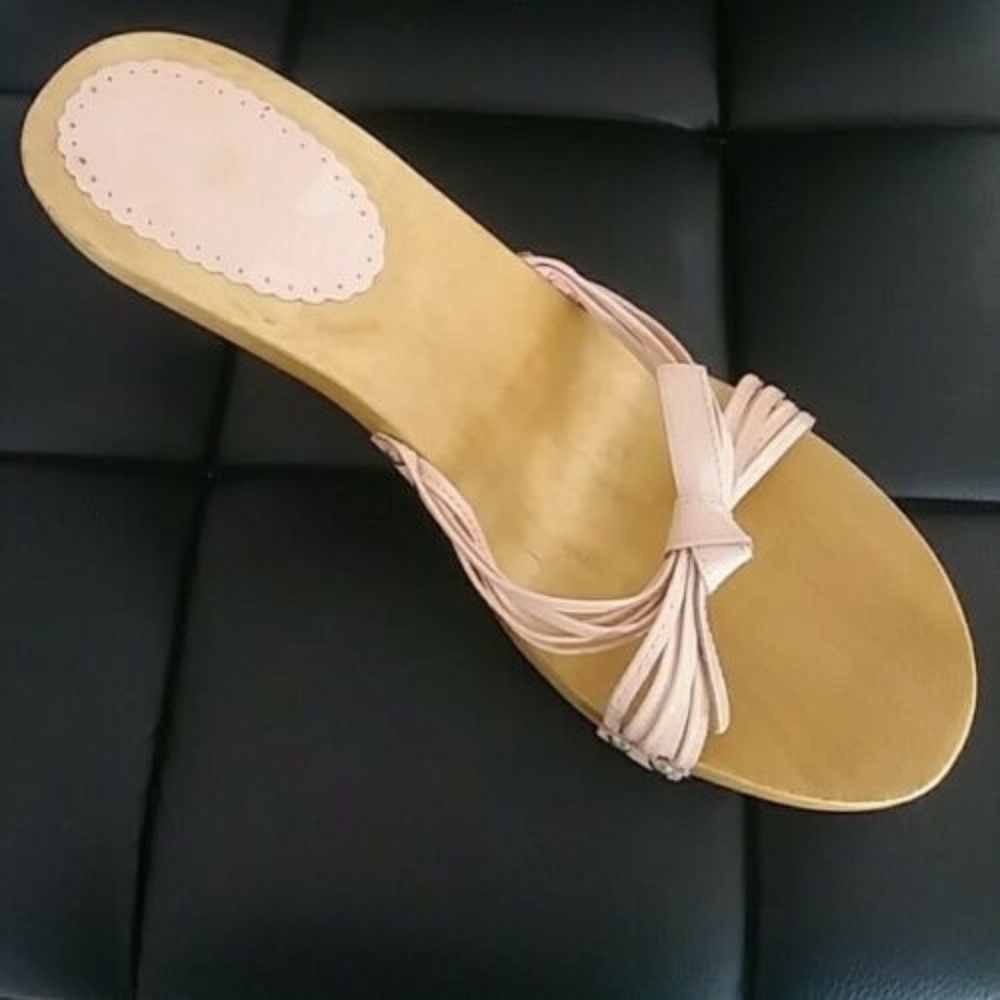 NINE WEST PALE PINK SLIDES/SANDALS w/3“ SPIKE HEEL